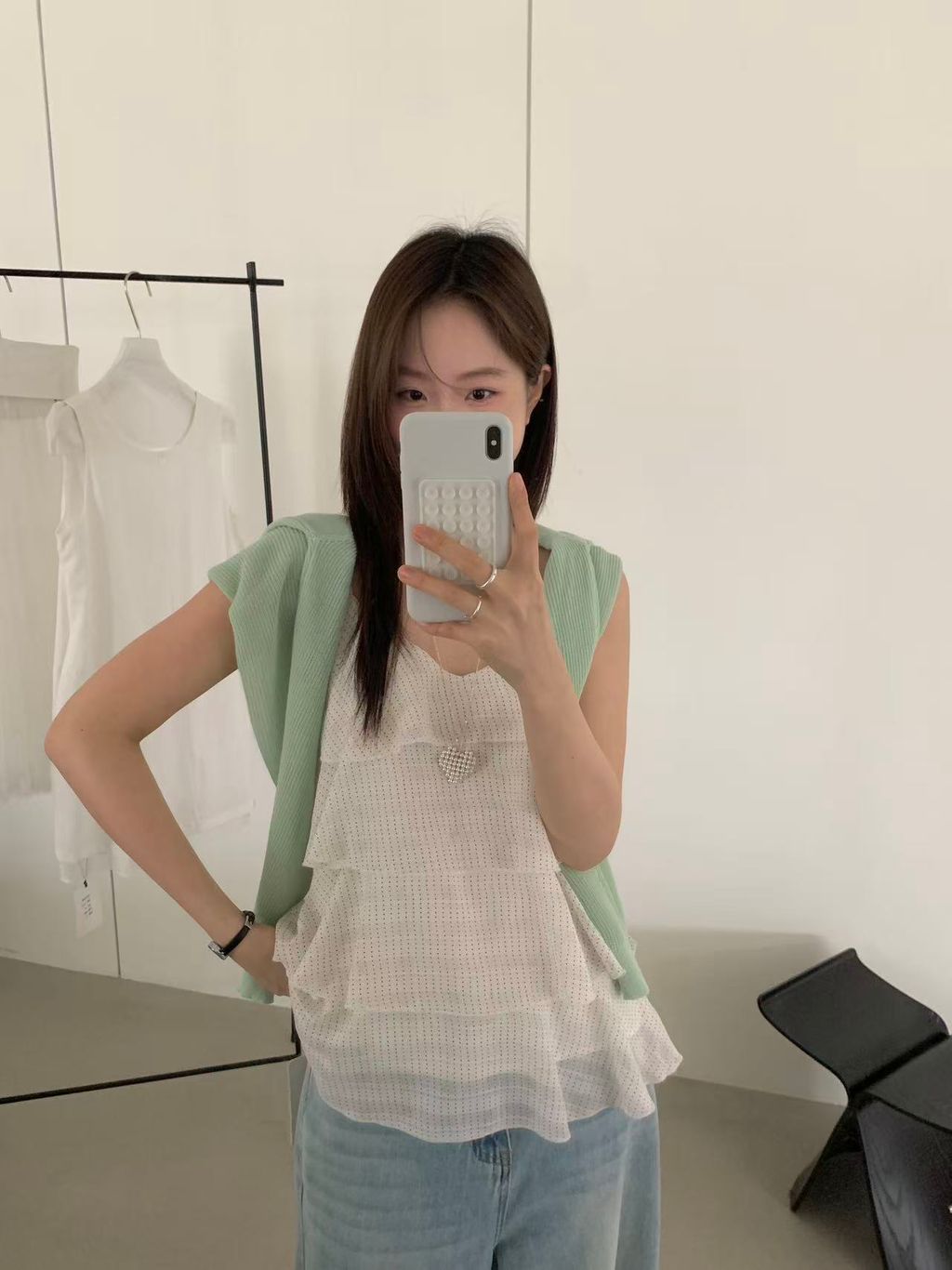 ad9fc0bef86e3e8a4e67f5589132d441