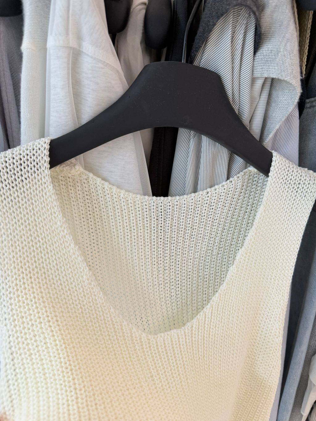 10f00db636755714f85f325a8ee407eb