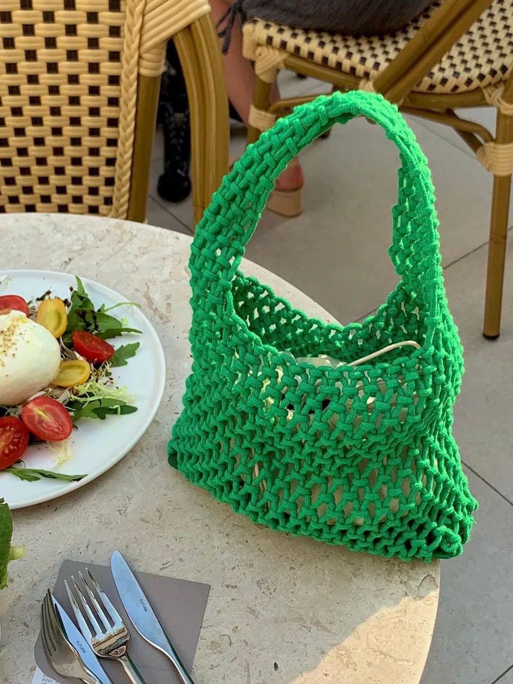 23f0085b03441a87d9e3f55e83f59636