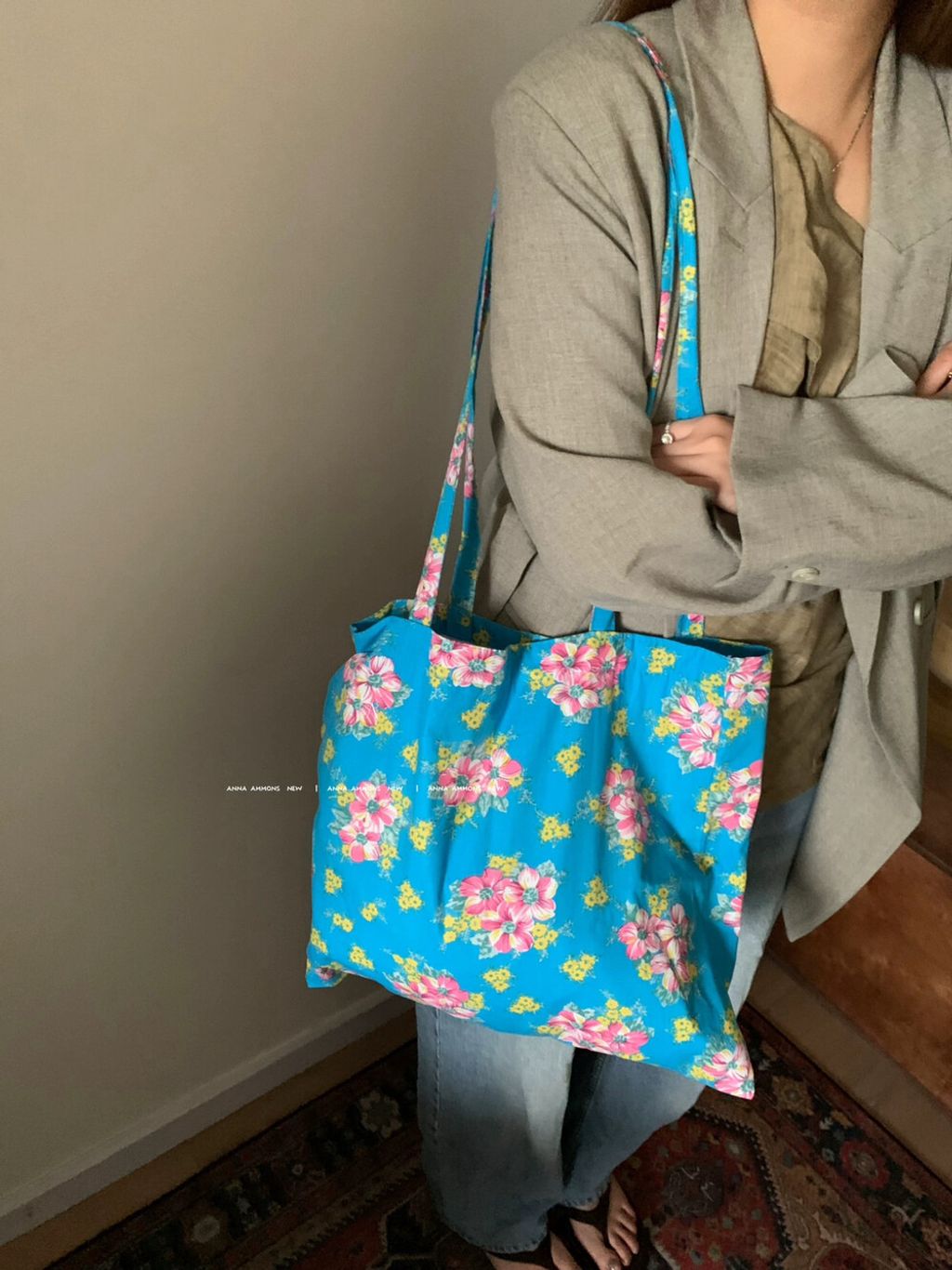 23de82b76005d208bcf104fa93e27748