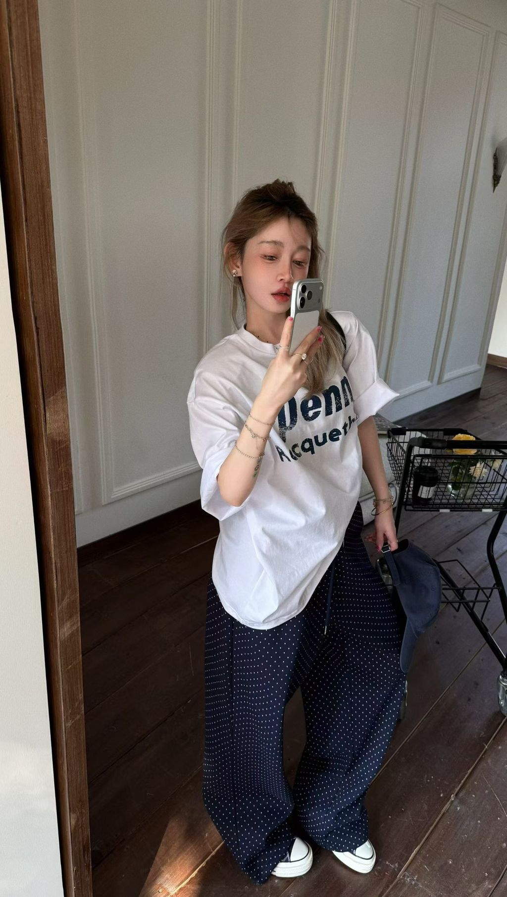 ef5d7f7df9e26ec7f7771279b4d06779