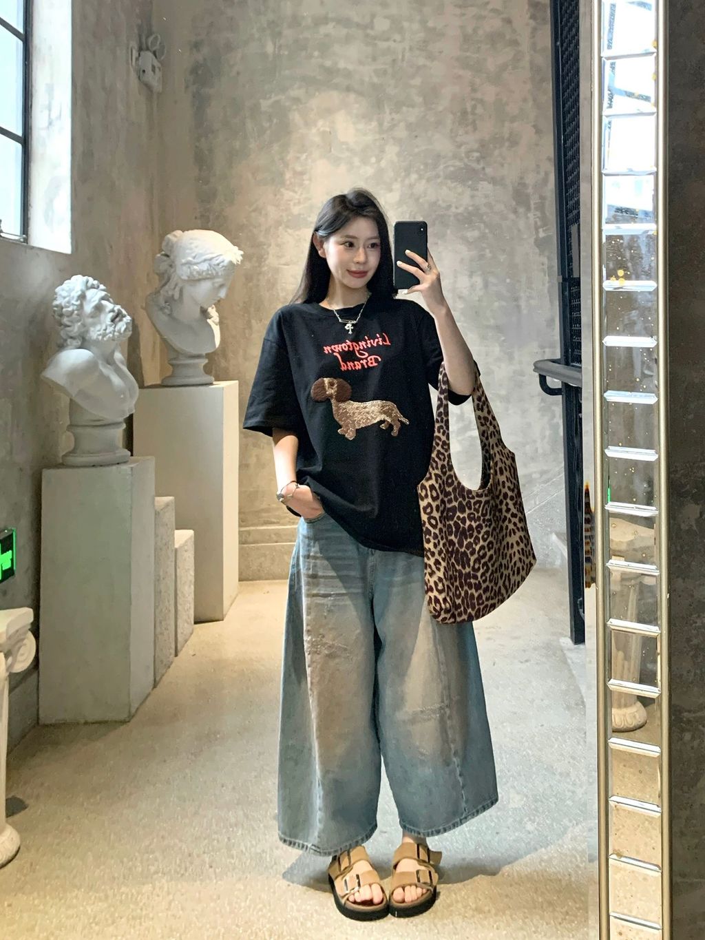 e80a13e694303fa65880bdf9809dee52