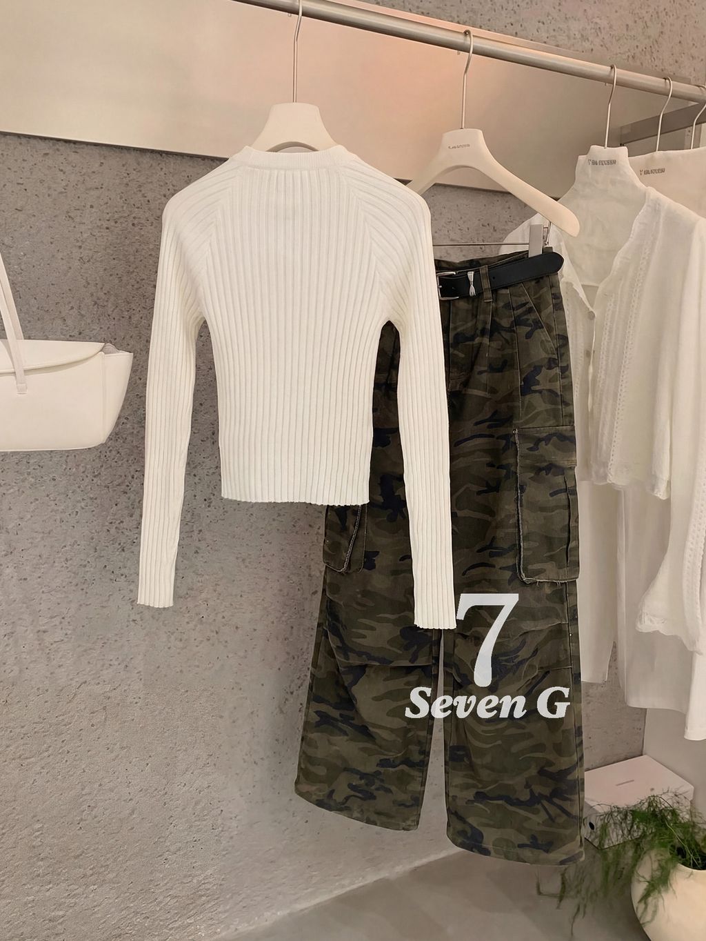 64ca8274a381fee00bc24f55747b3f54