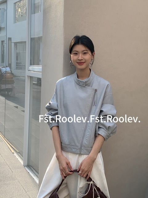 e81a1ab8f7544584ee599090b826d257