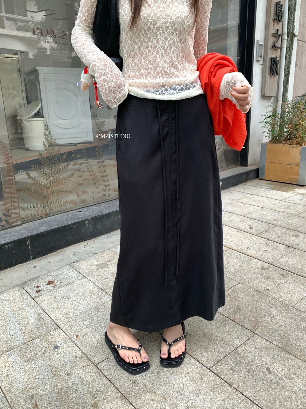 d9129d083524bf9a7b990ec6e9118bd7