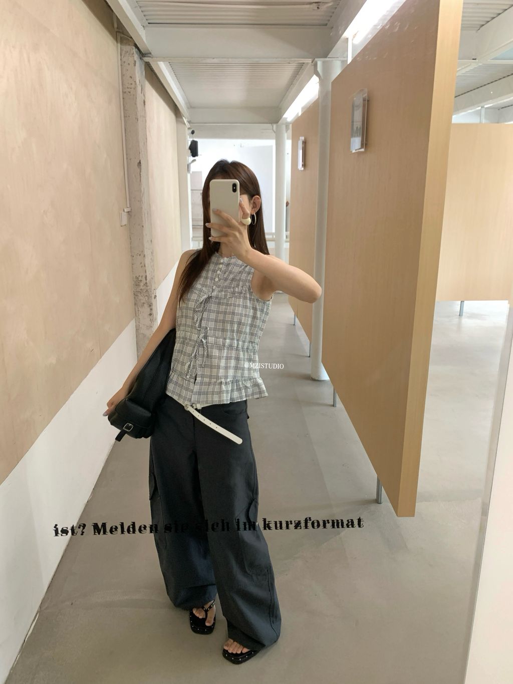 9aadfcb88665a9a42865661bc53fcbec