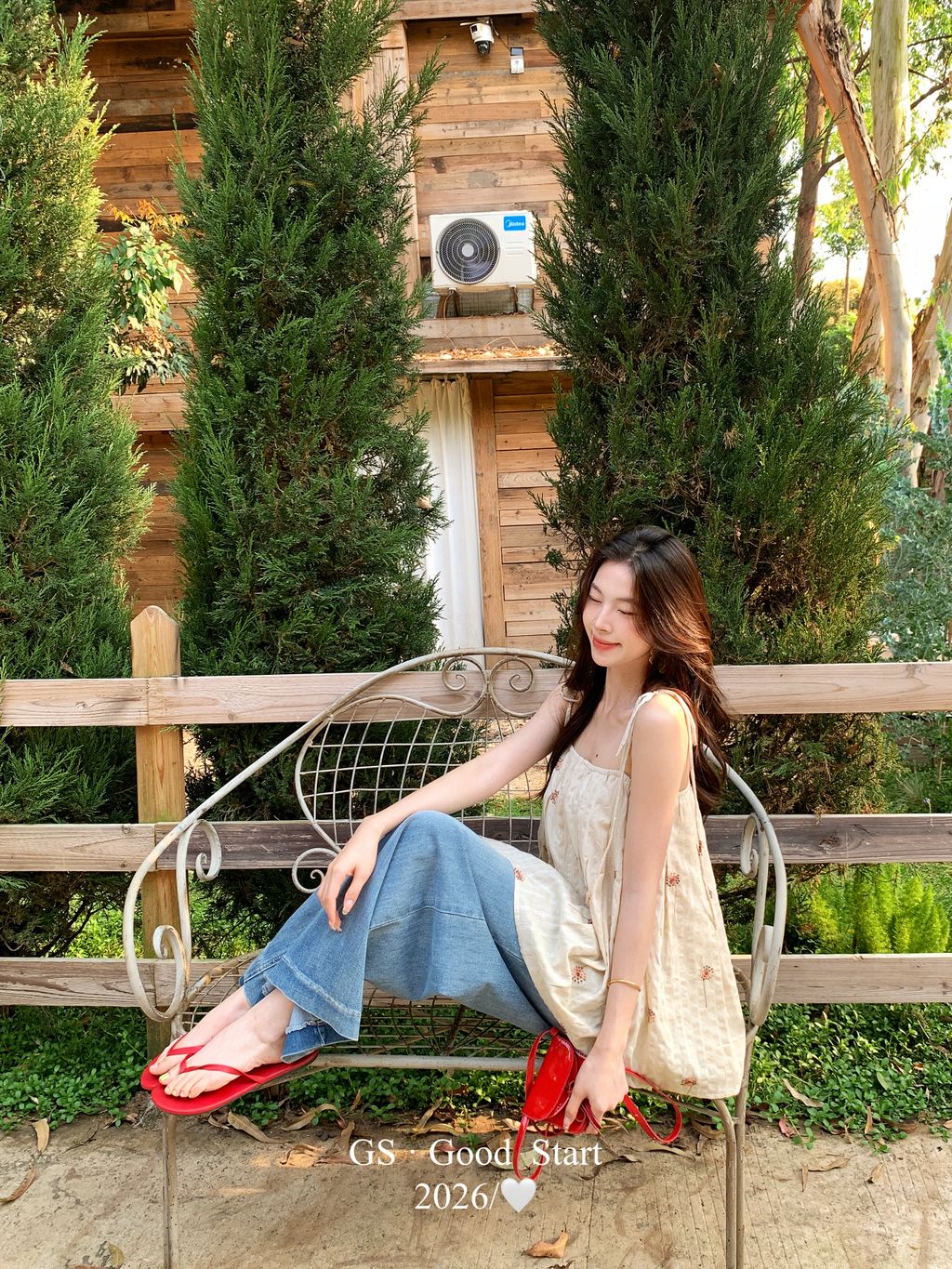 84bb0690081493afdcaebefb8dd80433