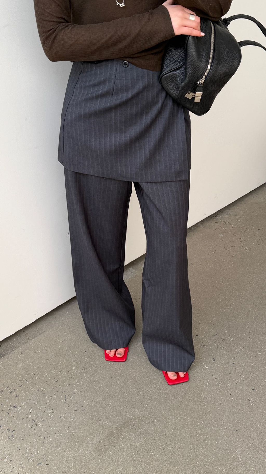 06d12f6b0e39bae46e9207e5e8f4c04c