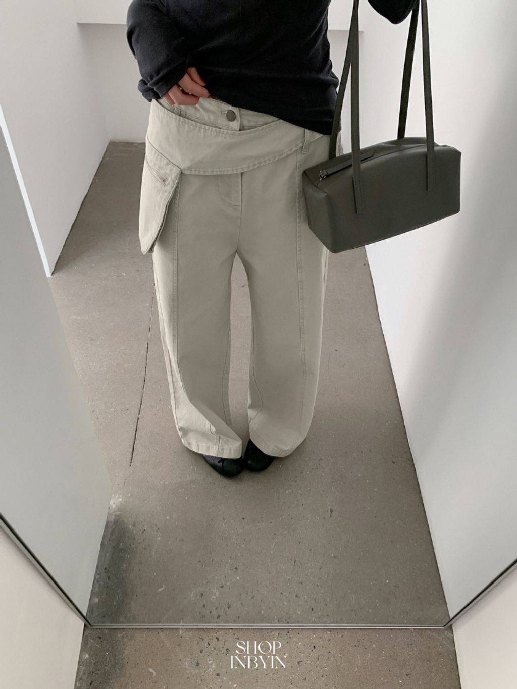 76d98bb1c7765f4cf8c7877195af608d