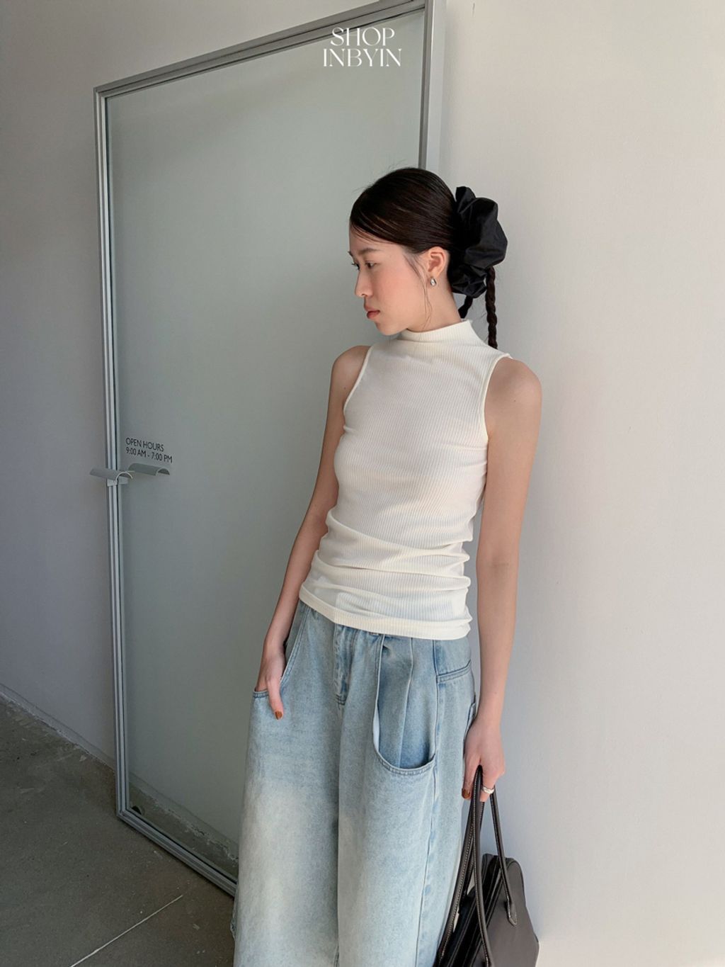 c384b3ea978d242f9ee2cece95b367b3