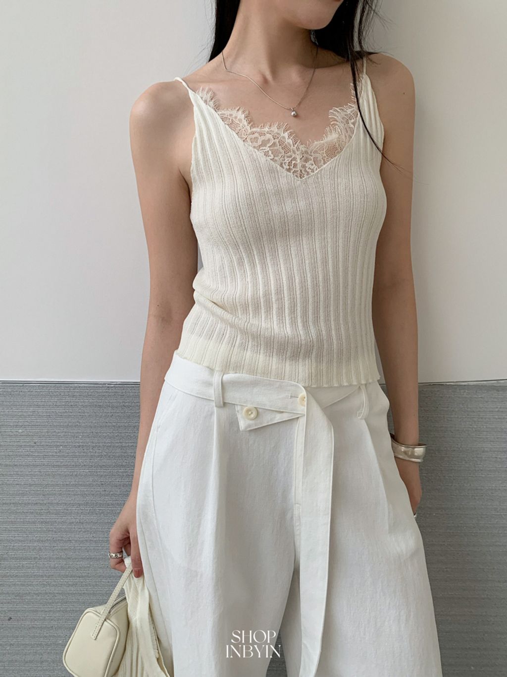 01e5f30e21e7b47d2e9643c6aa262034