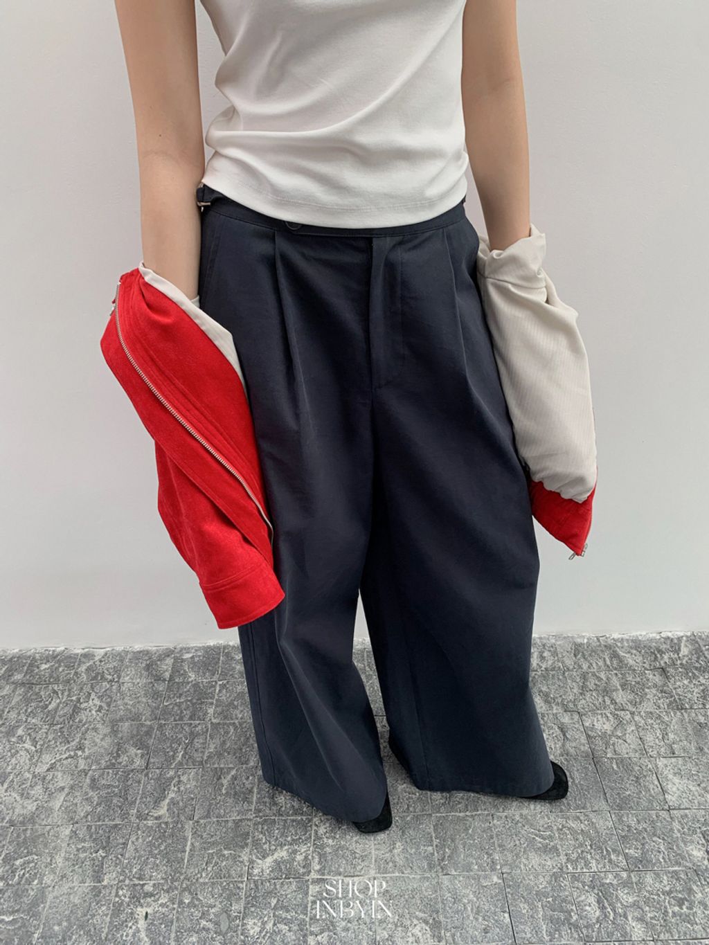 27e64deb317379cf46c2a333c29b817a