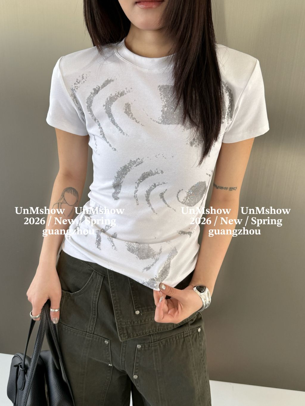 9b9879ca20b54534a02d25fa80ef61ff