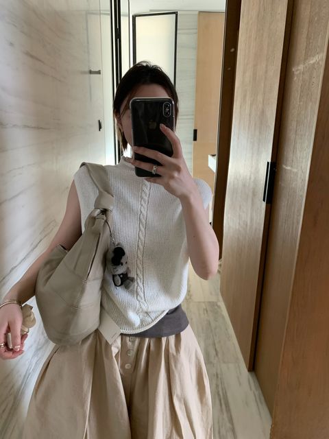 37e09fdc282d5634b60e2b8eb36a9f92