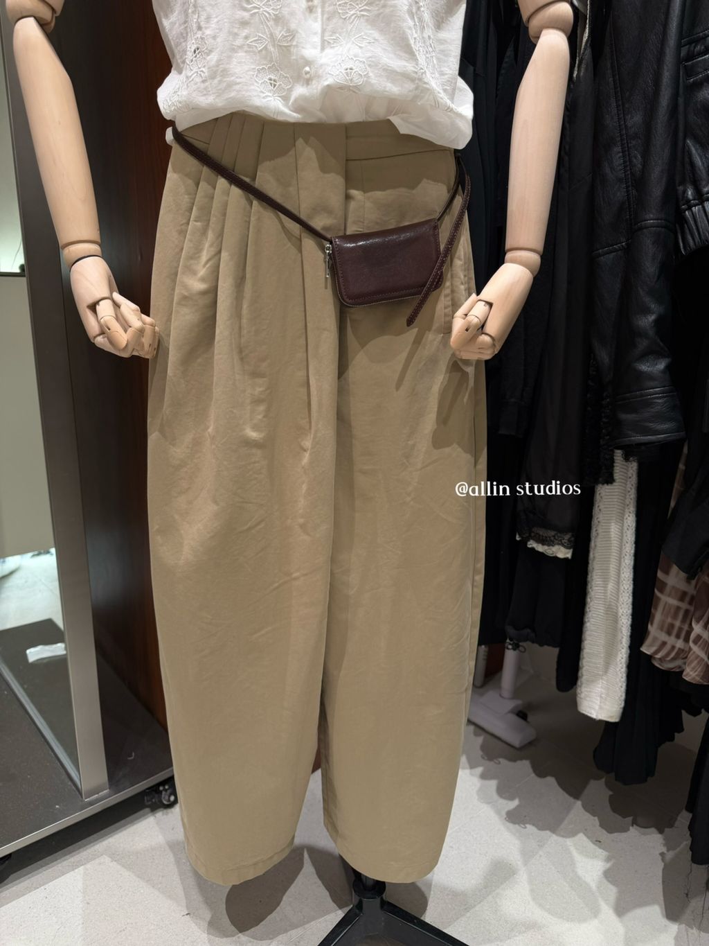 73e9bd82c3d1b0bdb8d799fde2cebdb8