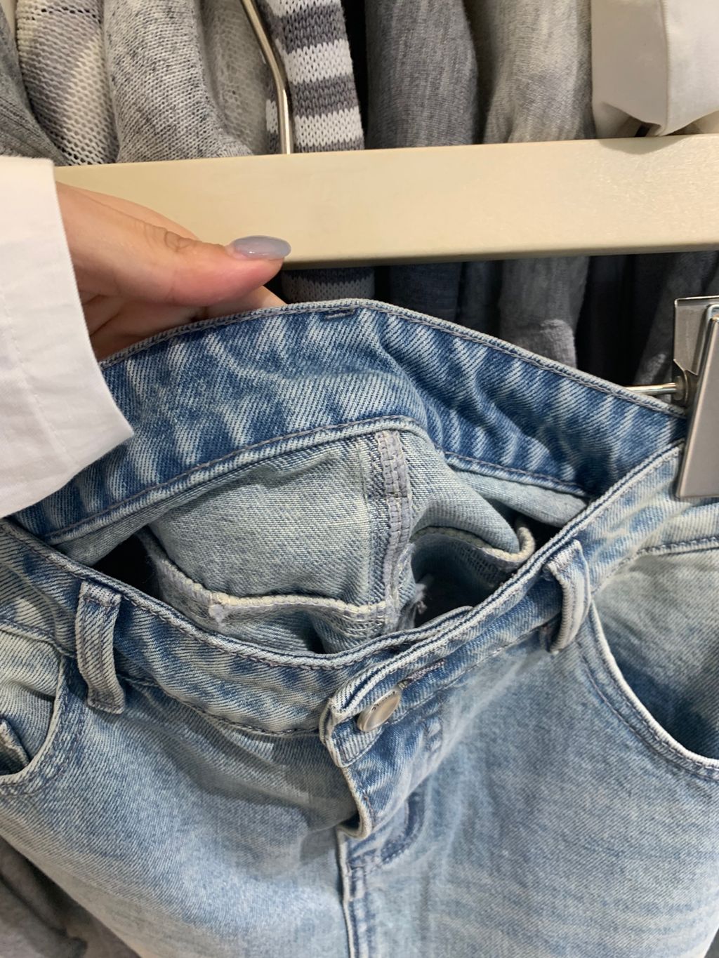 28e6020cf396df0d273e1f2477ecd59a