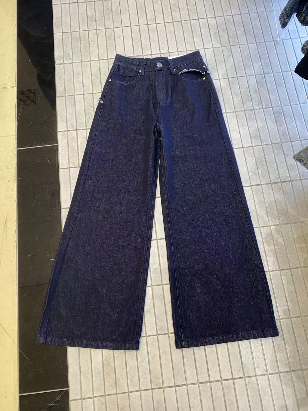 821b8d78a3d4586b59ddec00b037e6b5