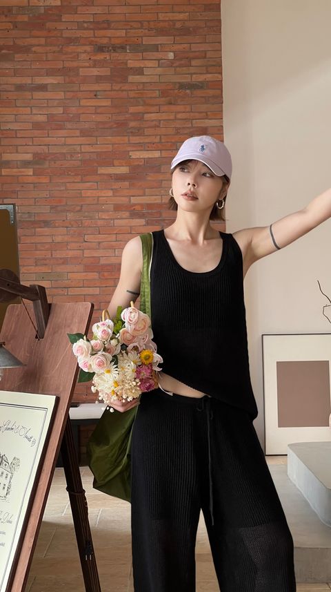 d9cbdad08589658a20f62a46cb47ce88