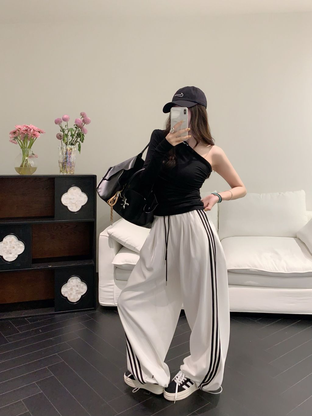 5c324399d75f93d31d3bf4ae6df93706