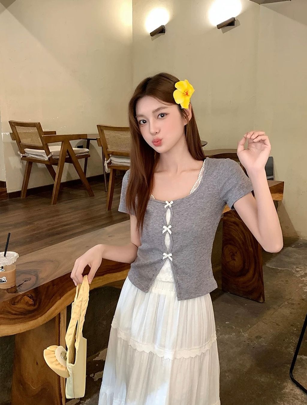 77b8107b703651075f32259c89e9b056