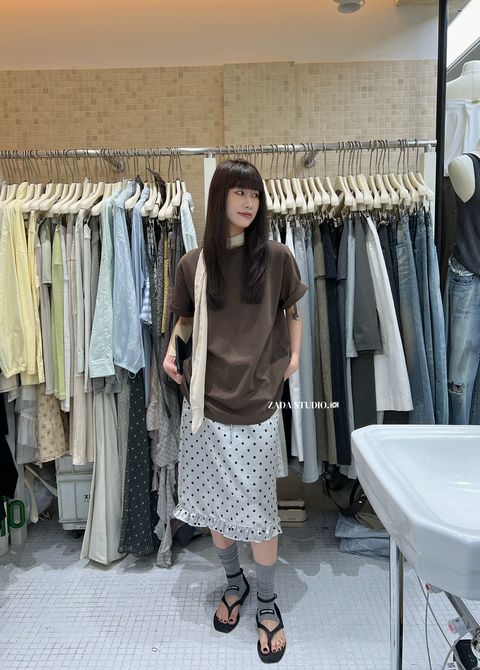 8985d6d19471f029335647f64d09bb23