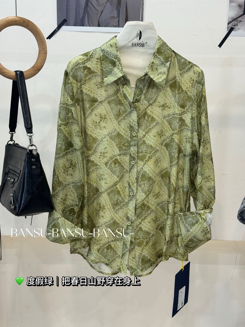 05a2175d1a2841cf44914adb8cf7254a