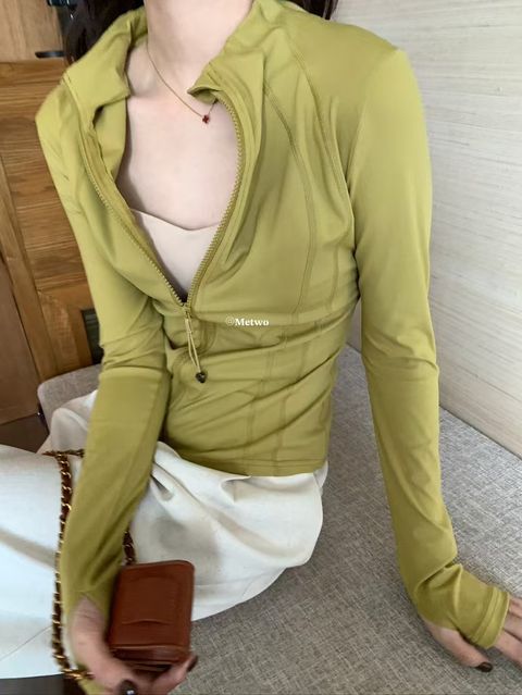 e324666f908b093361a3ff981a9b7b73