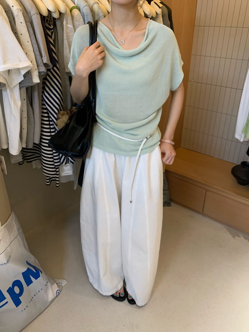 0f233166cbdd34e544e89c9e0b7ea1cf