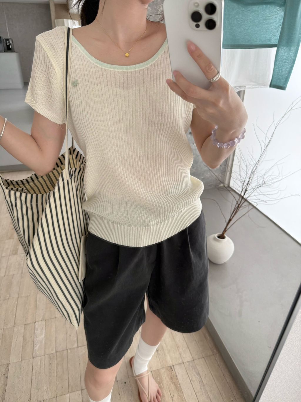 66975b57e09698ee69df0f4699aa4326