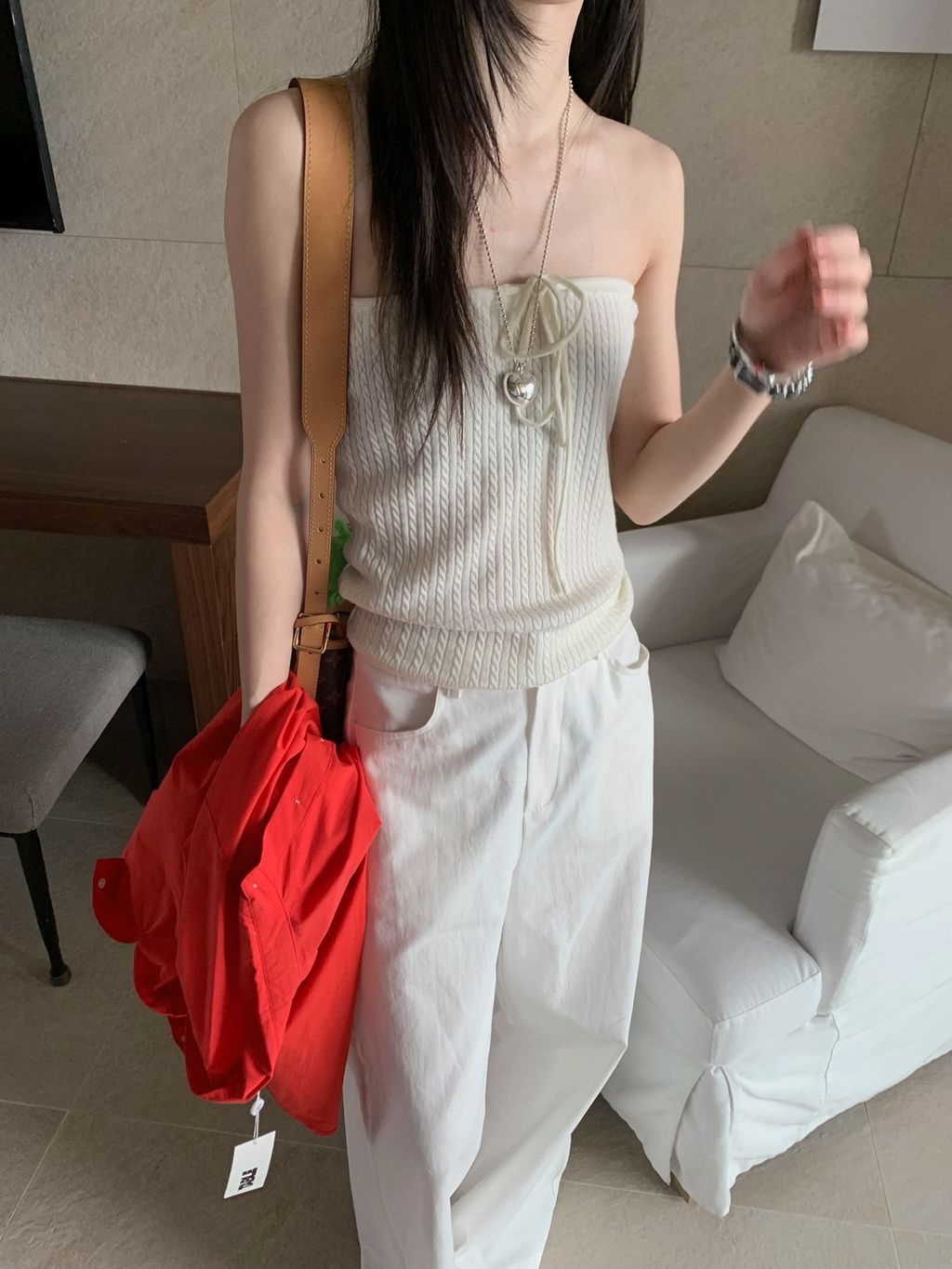 9706295e705f55d1b2d9a5ea14bcb8a6