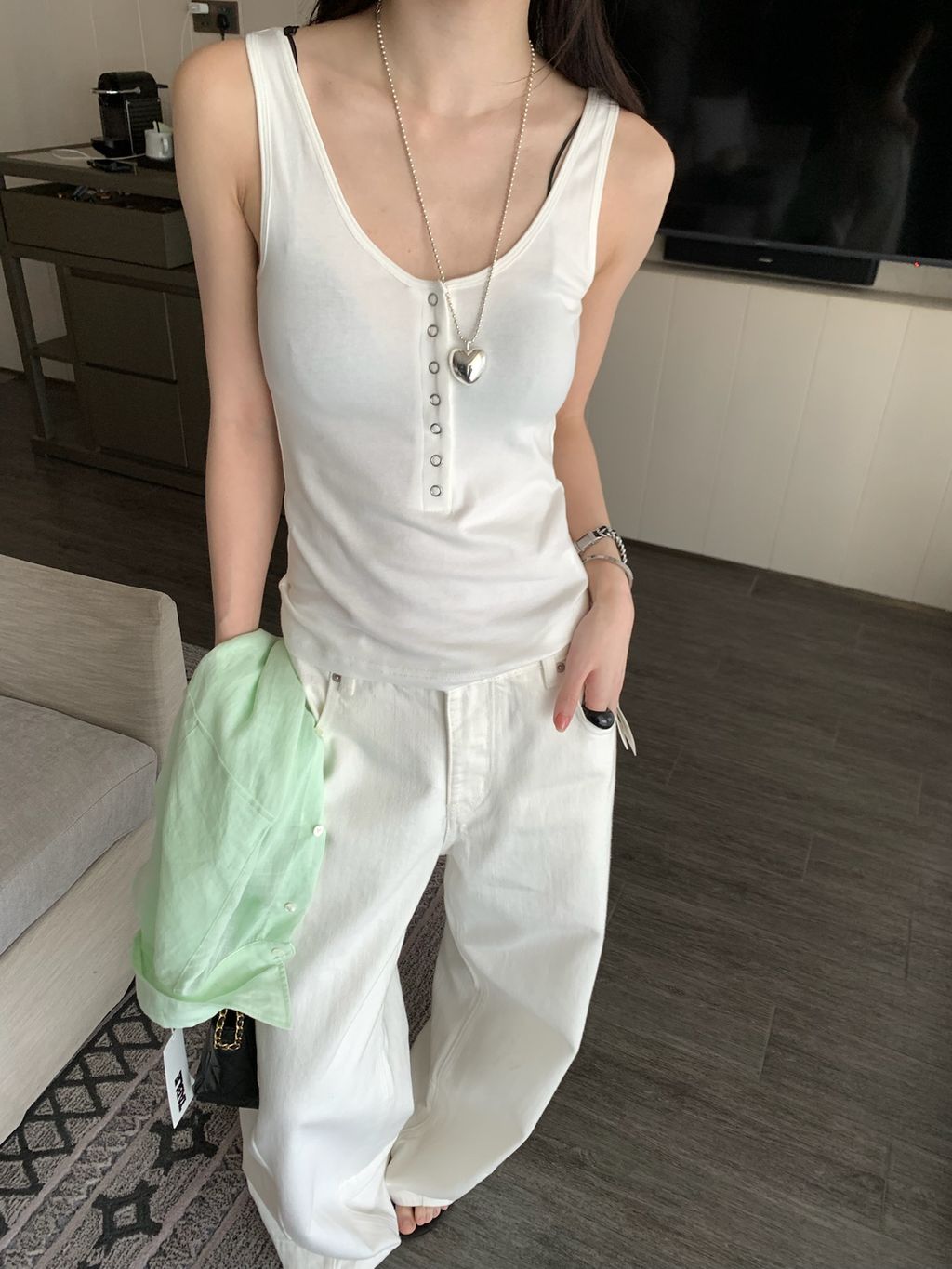 d15055e9d762e99907f6e74129a39a2b