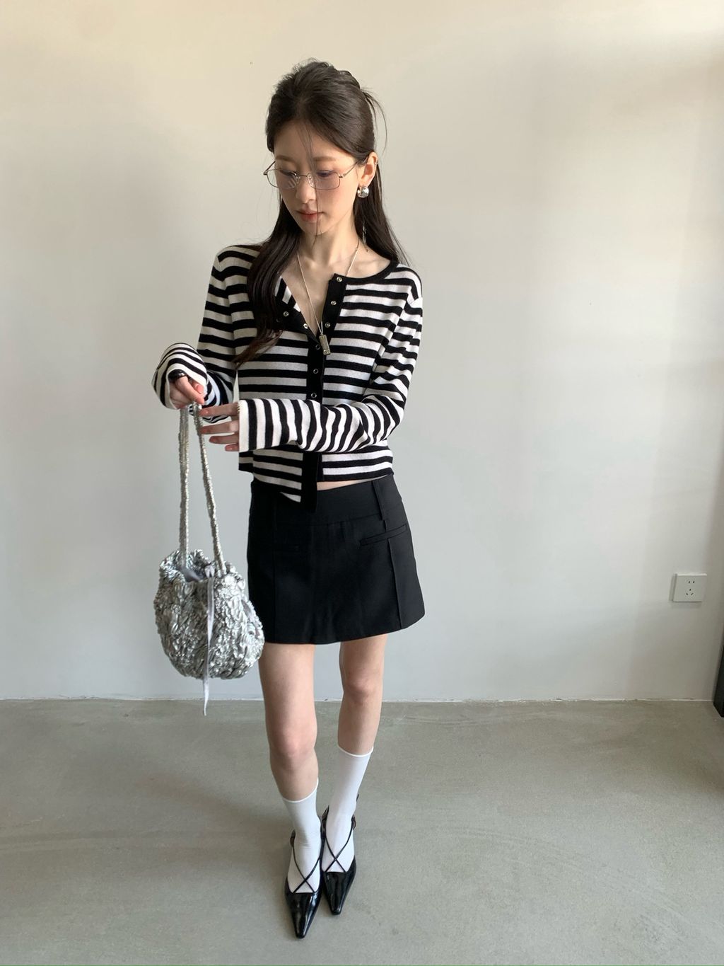 0981172fc1734aba3227a3b687b62e28