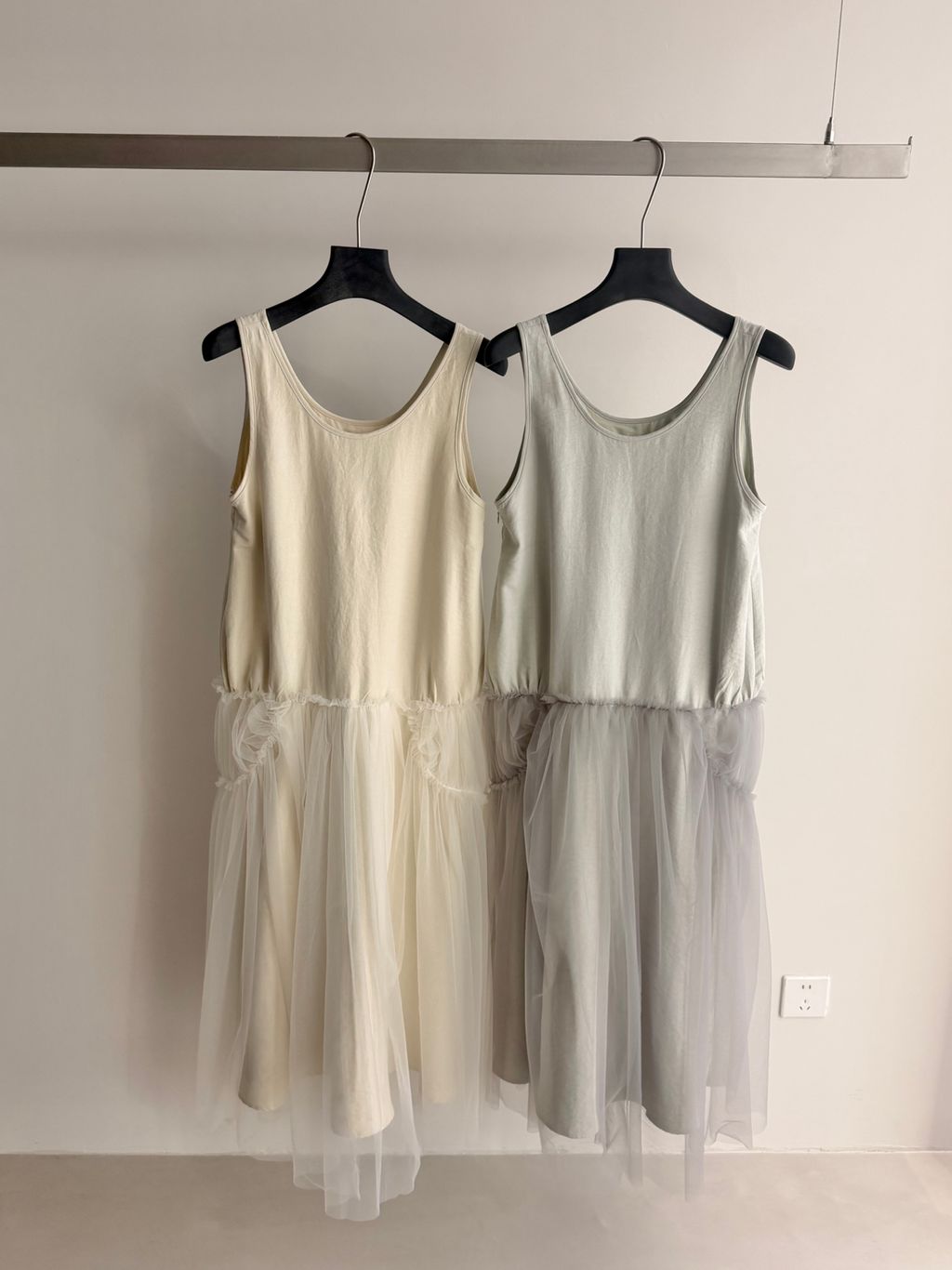 95f954cc23a00de628f85f5ba83f1b85