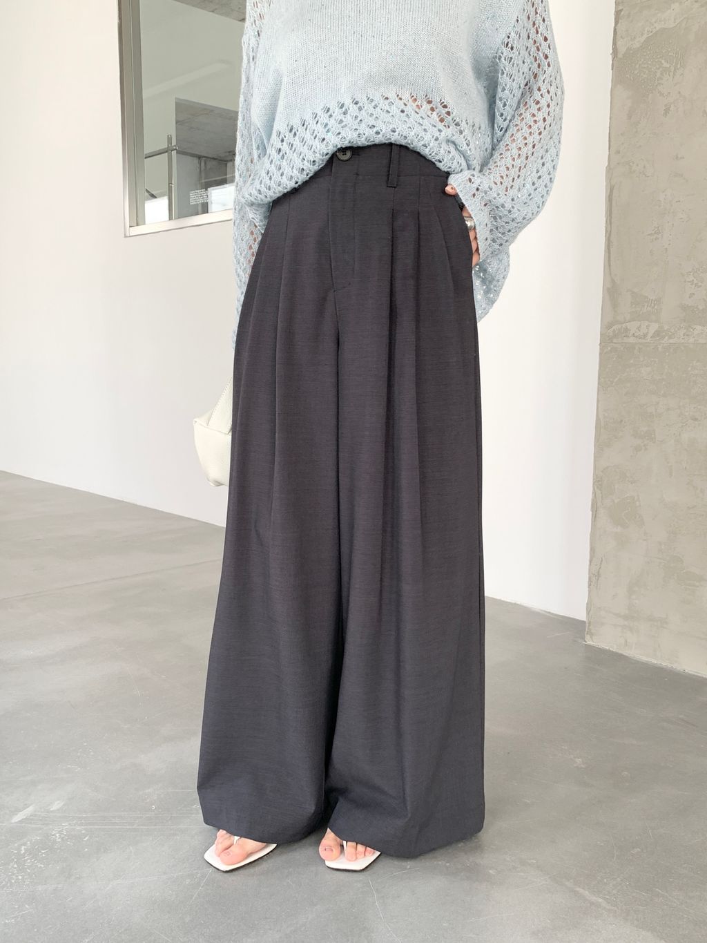 77d83d7a0eb9499b85b2abd11a42c50b