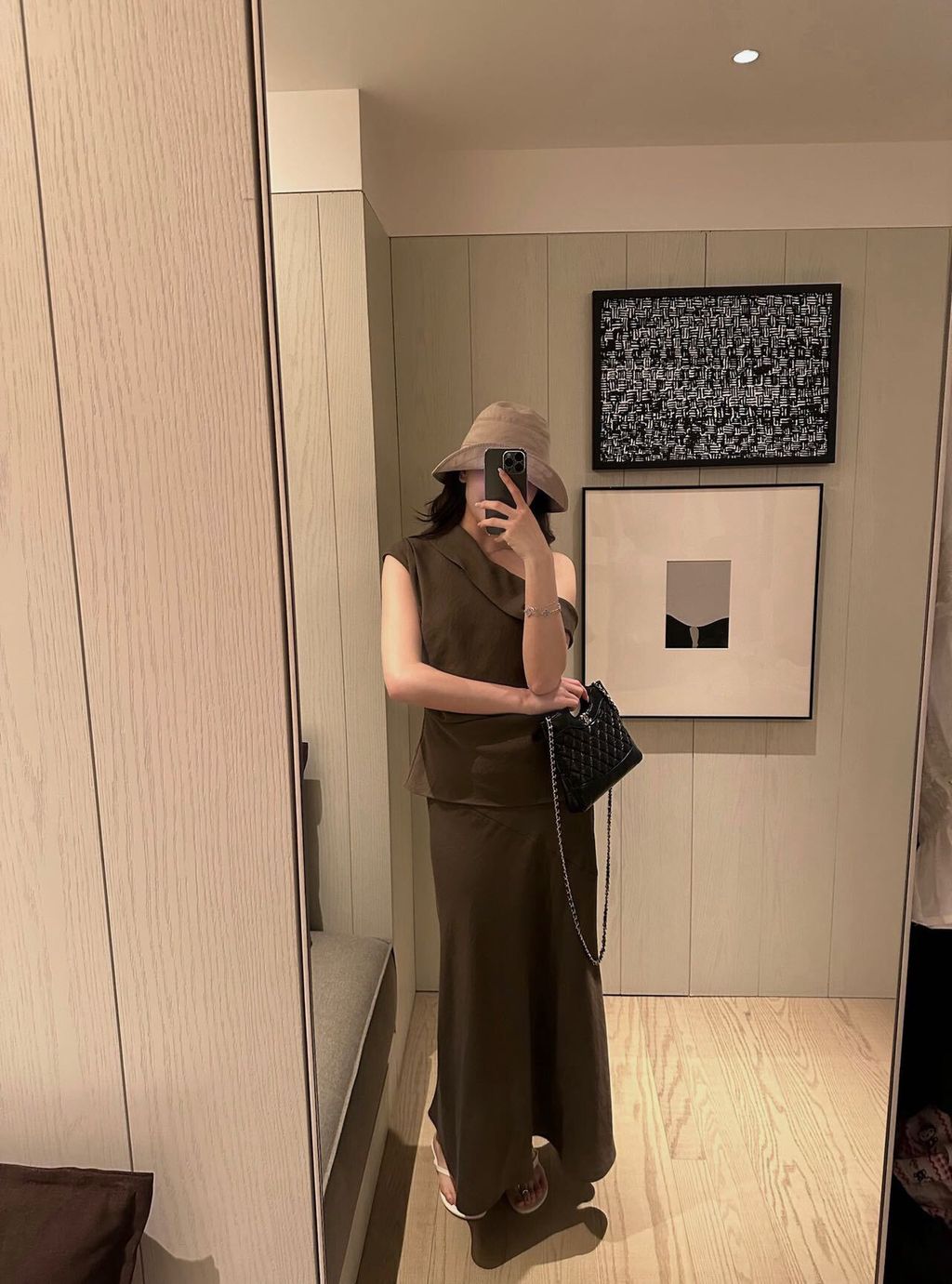 b57196093b83f9b566e7593f23e9cbbd