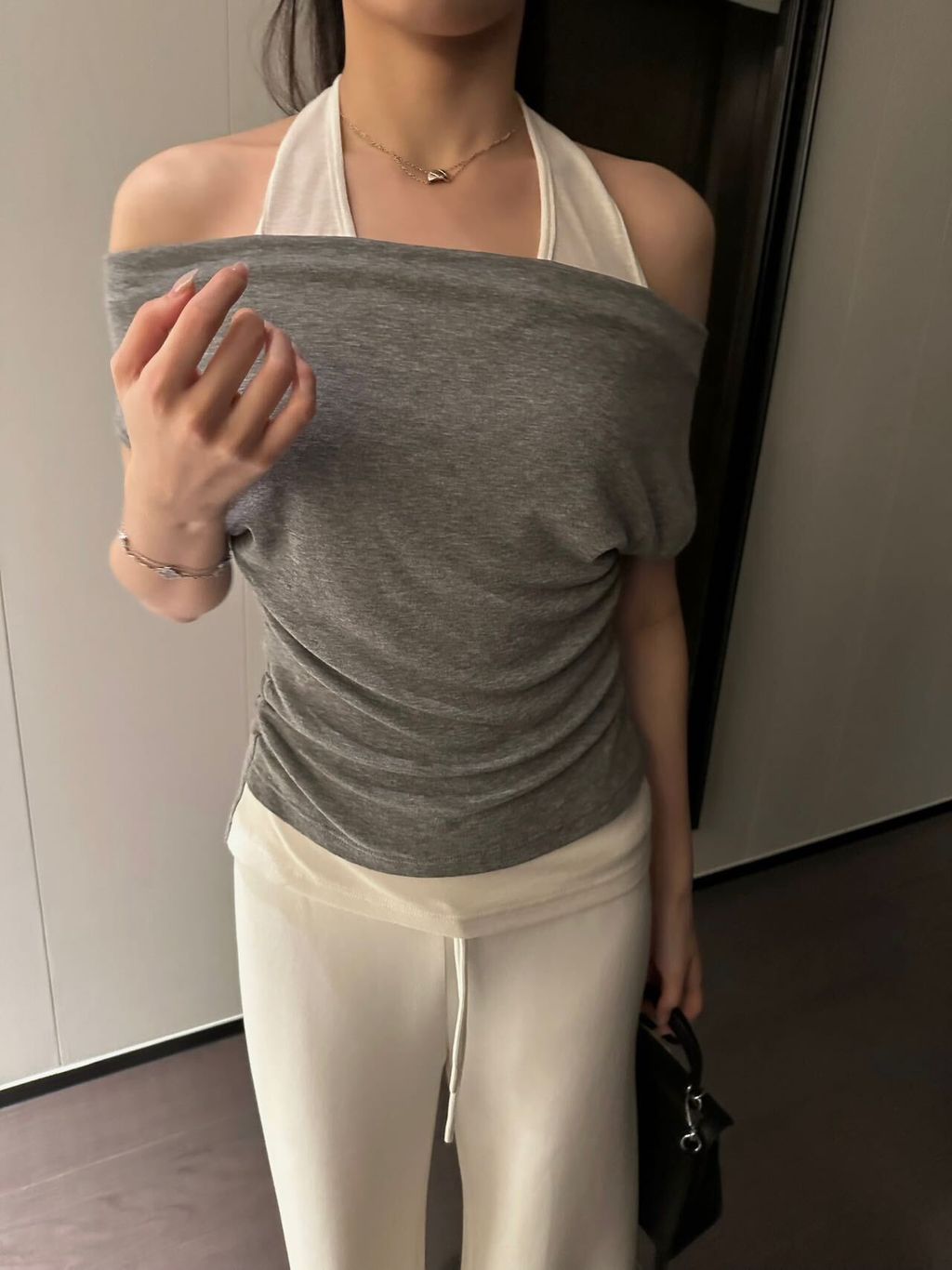 93bf9a7843f15aa15a76580b4714e76e