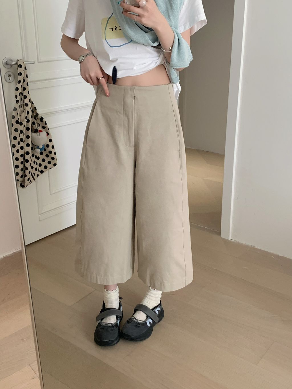 590487abec37e81c0a44c54184018205