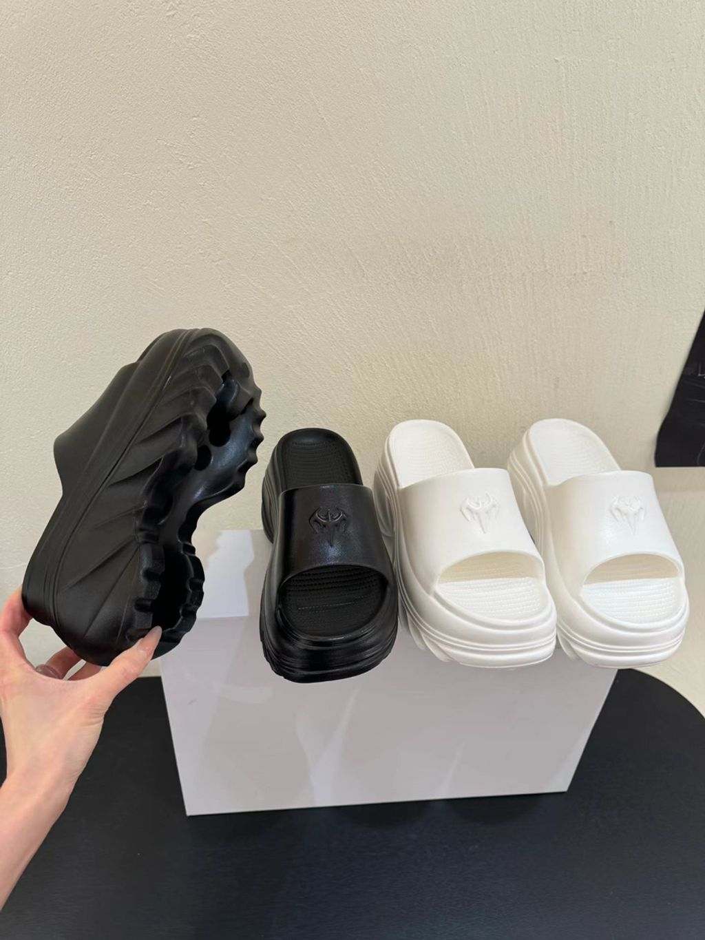 5db5f4e11f1e878f9e35c9190636ba92