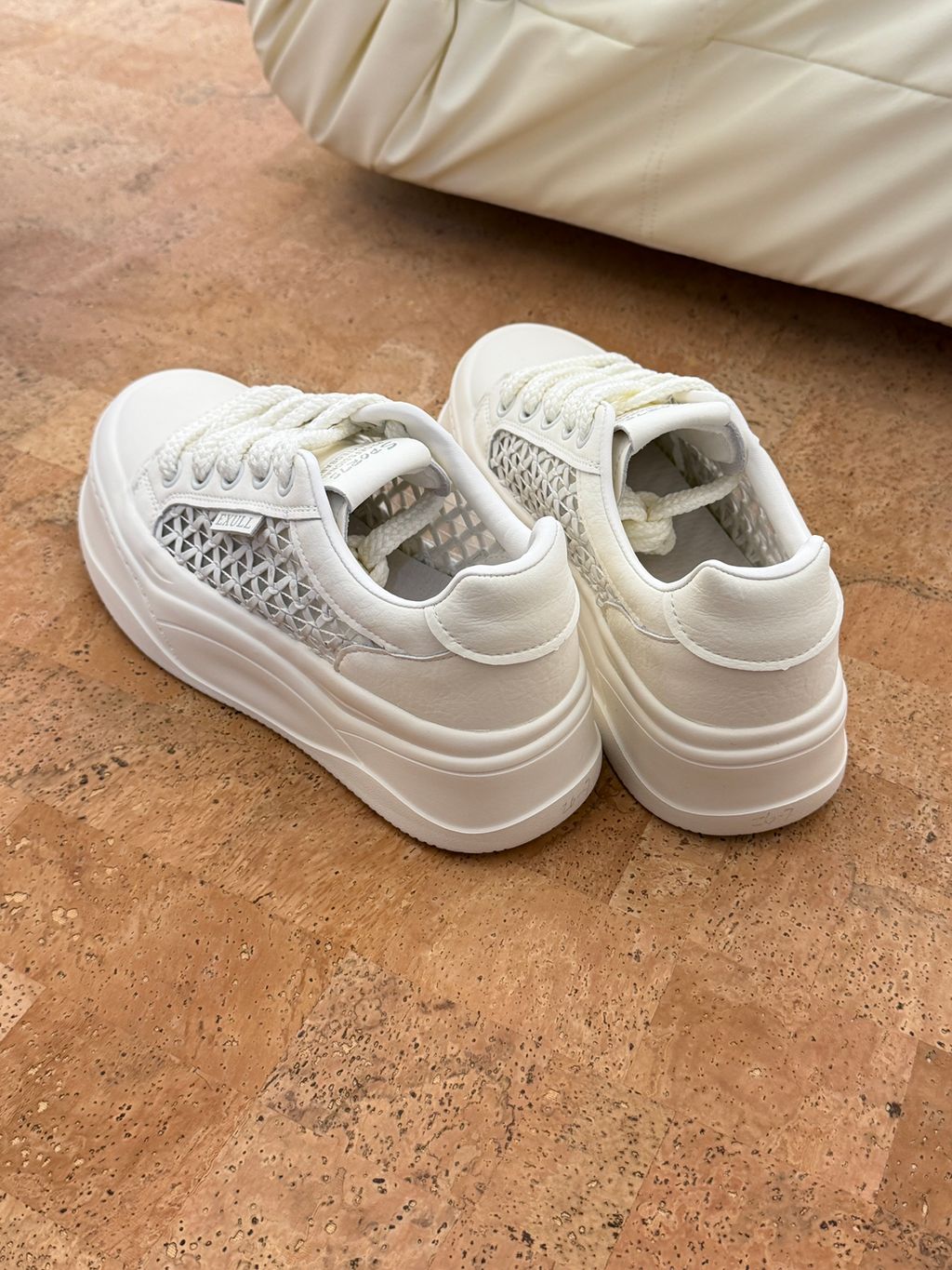 3b0c6095297e4f033bc62500c5a28a4e