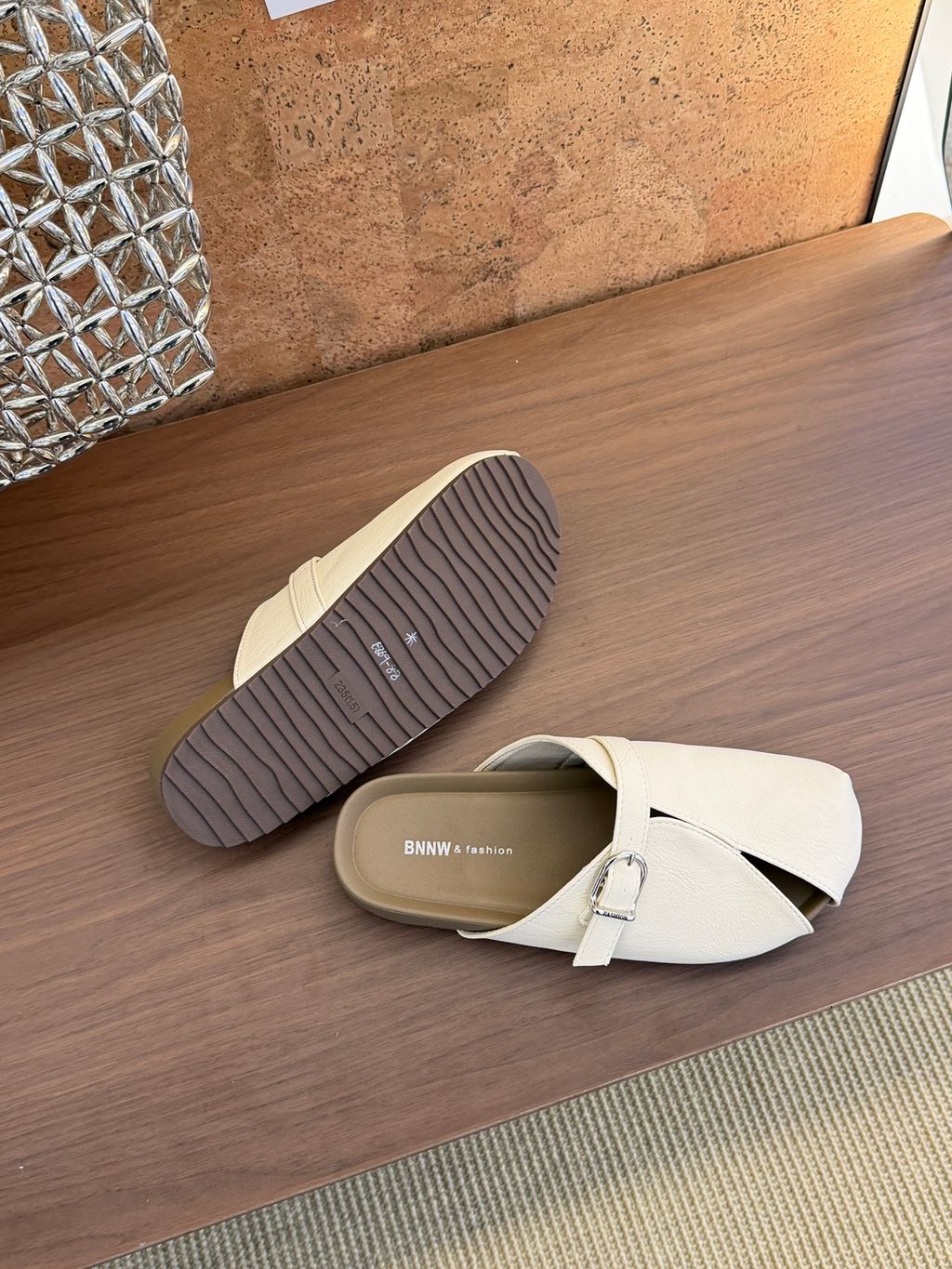 8ae8035d6df9392e3bfda882ba1ec24c