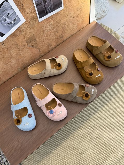 e02aaa8a85de2b4545b738016e2d4b9b