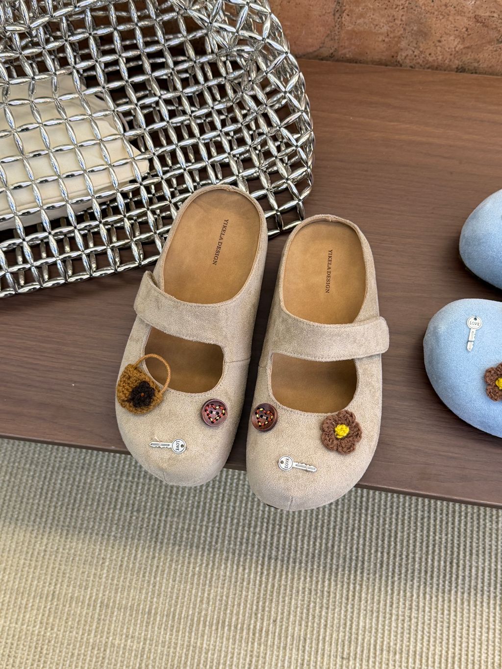 8de2d09aaa5123030e33c1490b4a5079