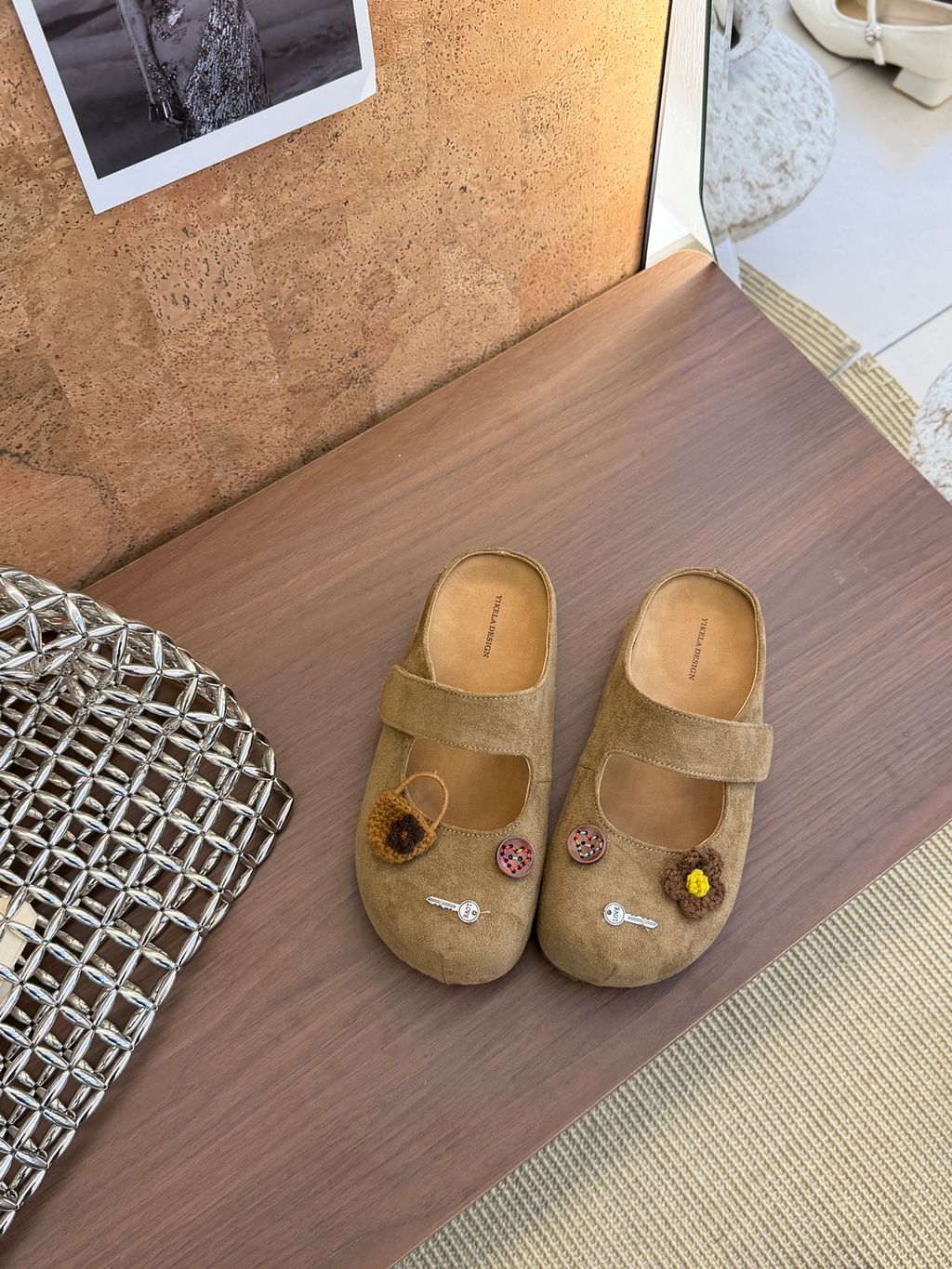 98c2d5e44e104c21620d19ce4572c8d7