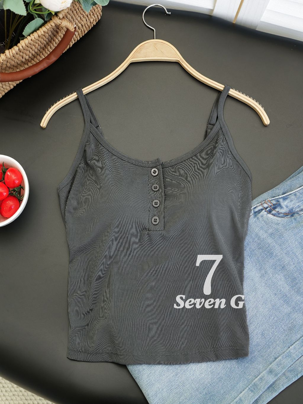 262f8e701493e4557b5a1237547f552c