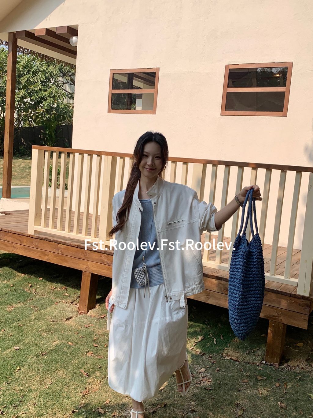 0267dec18782703cc0e29c6d9b353735