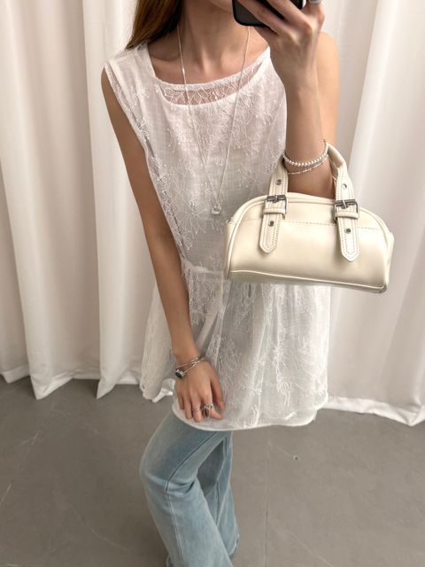 1b9fdfc8654b3cff816e45da57a18c6a