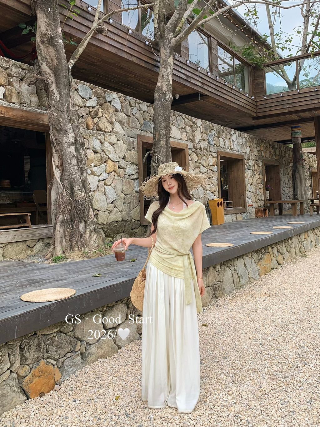 4e26110d7f92ce6488f5073be7a672be