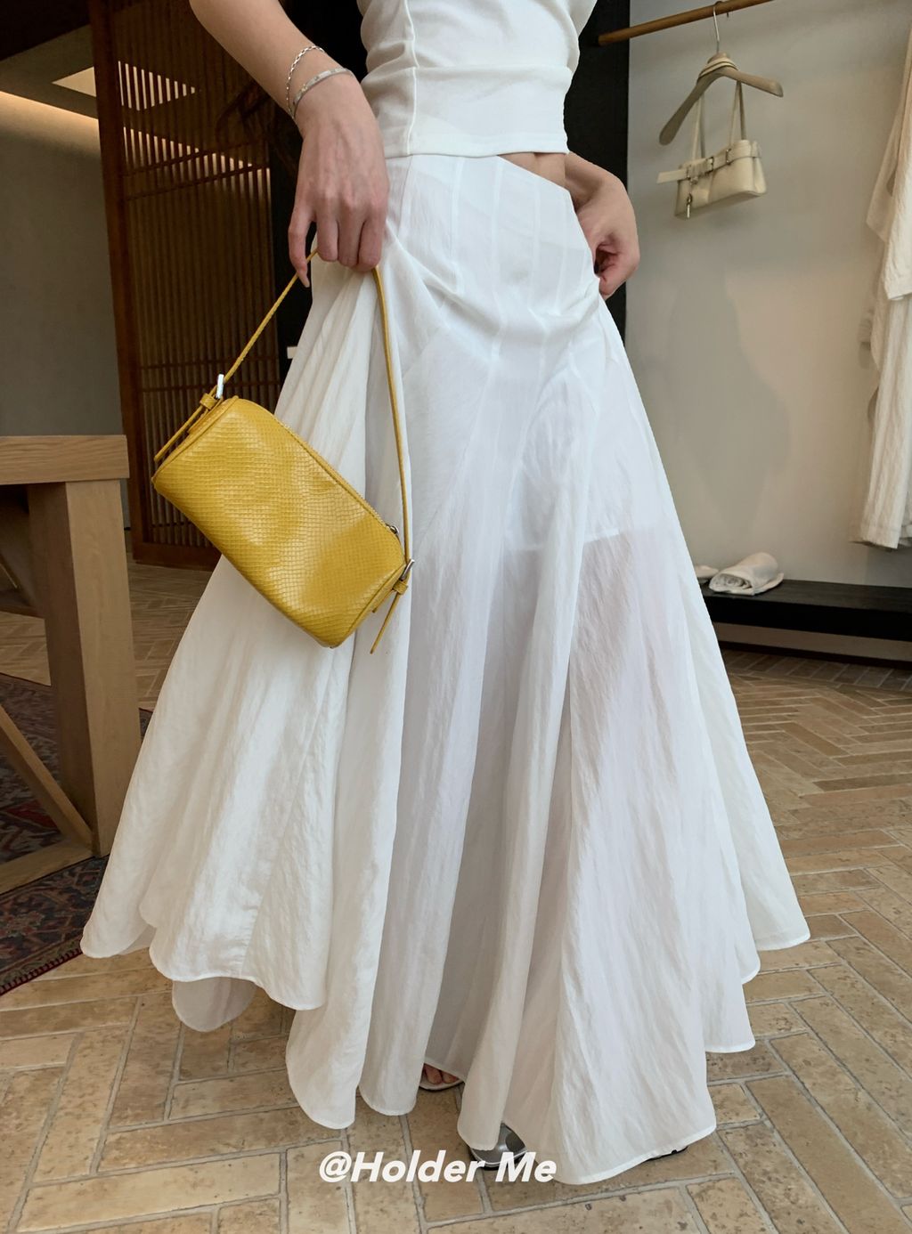 3d696d588f30829b1b324cbee259590b