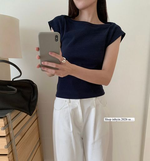 0649fac62ecbe64a19afedcab4ede910