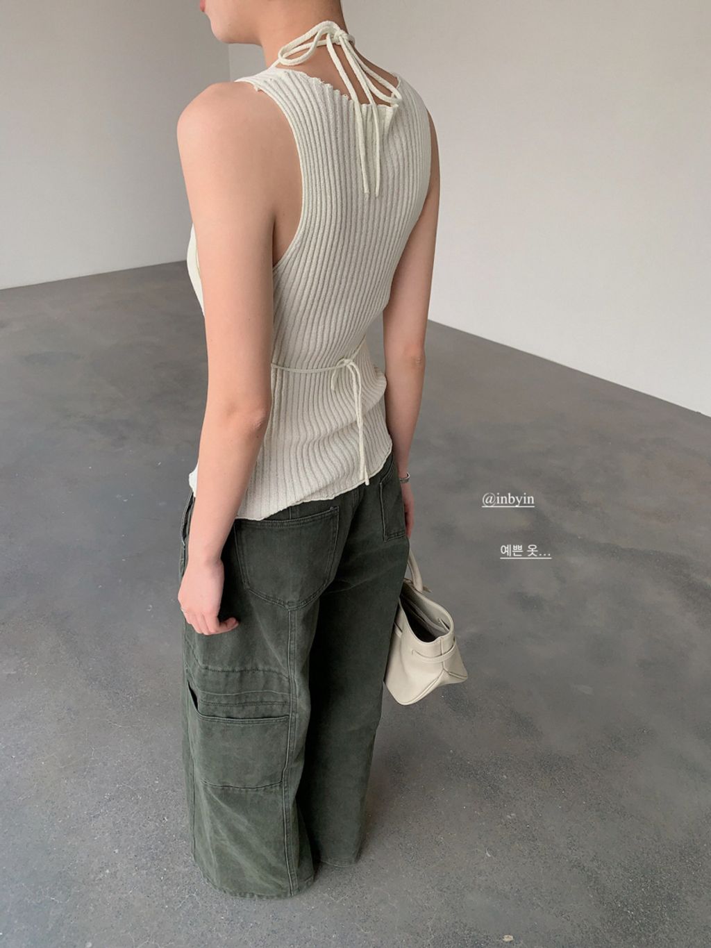 442e1ec9d9ae54d4b122824d48dca94b